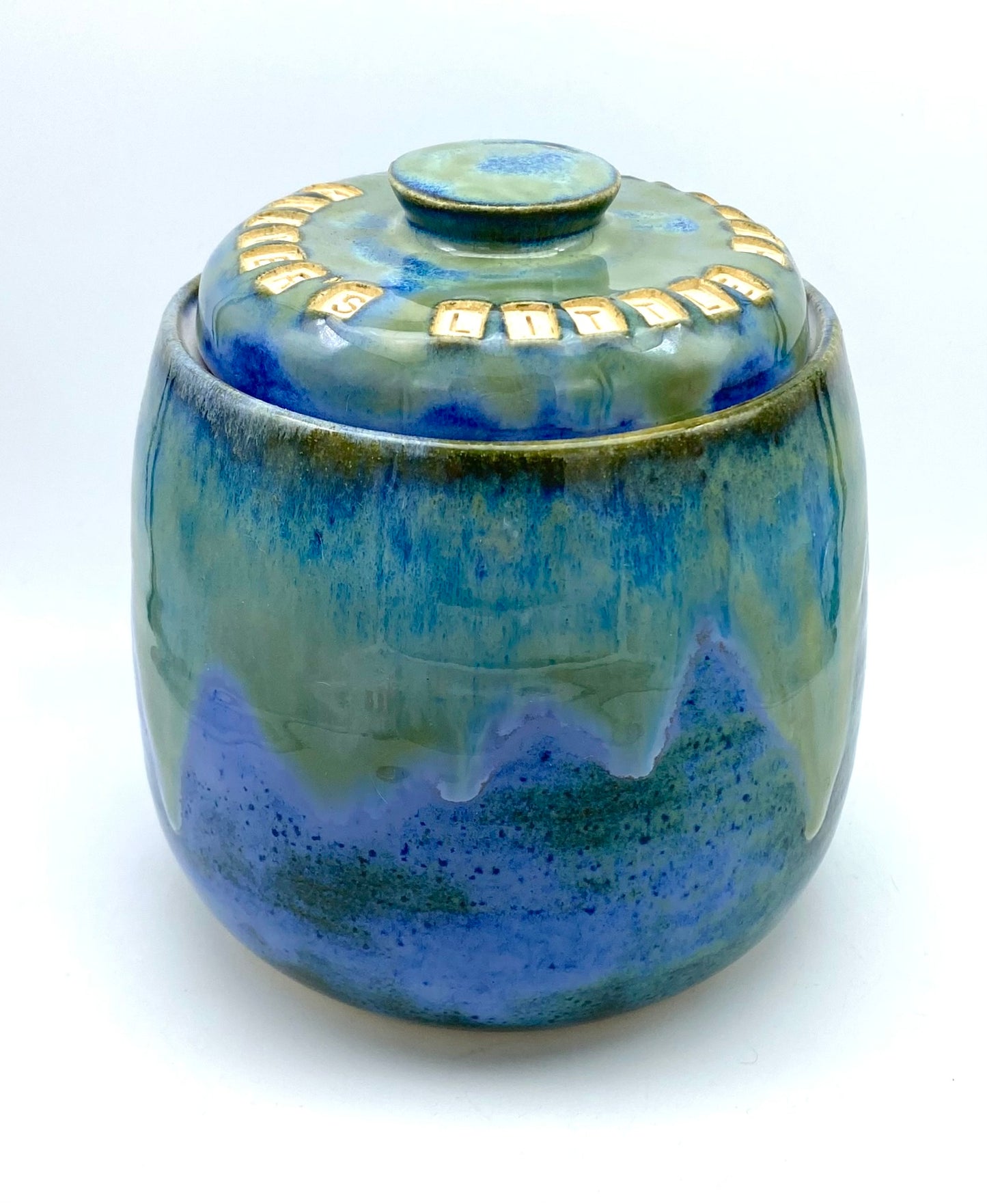 SECOND 'Mother's little helper' lidded pot