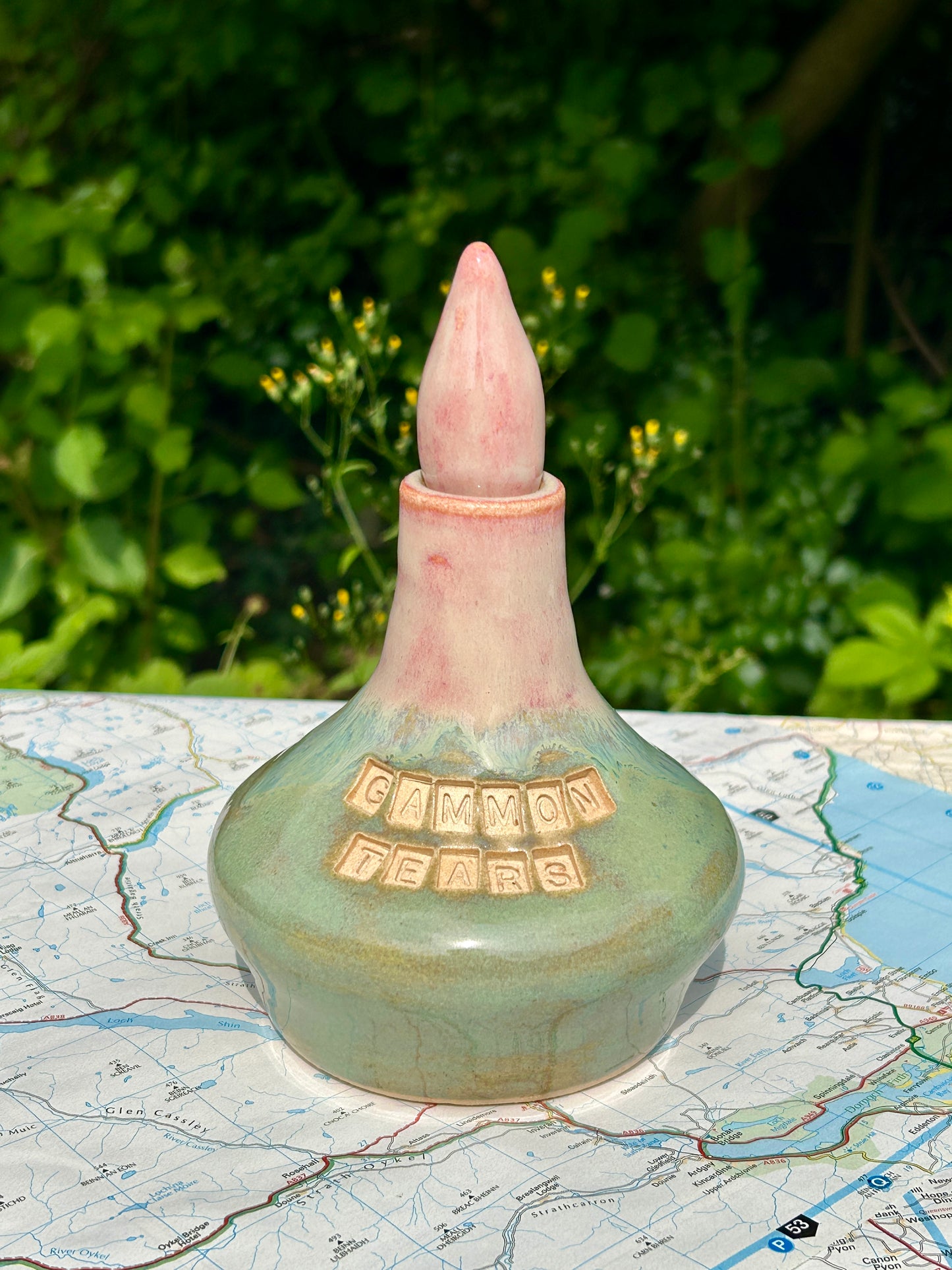 SECOND Gammon tears decanter in pinks and greens