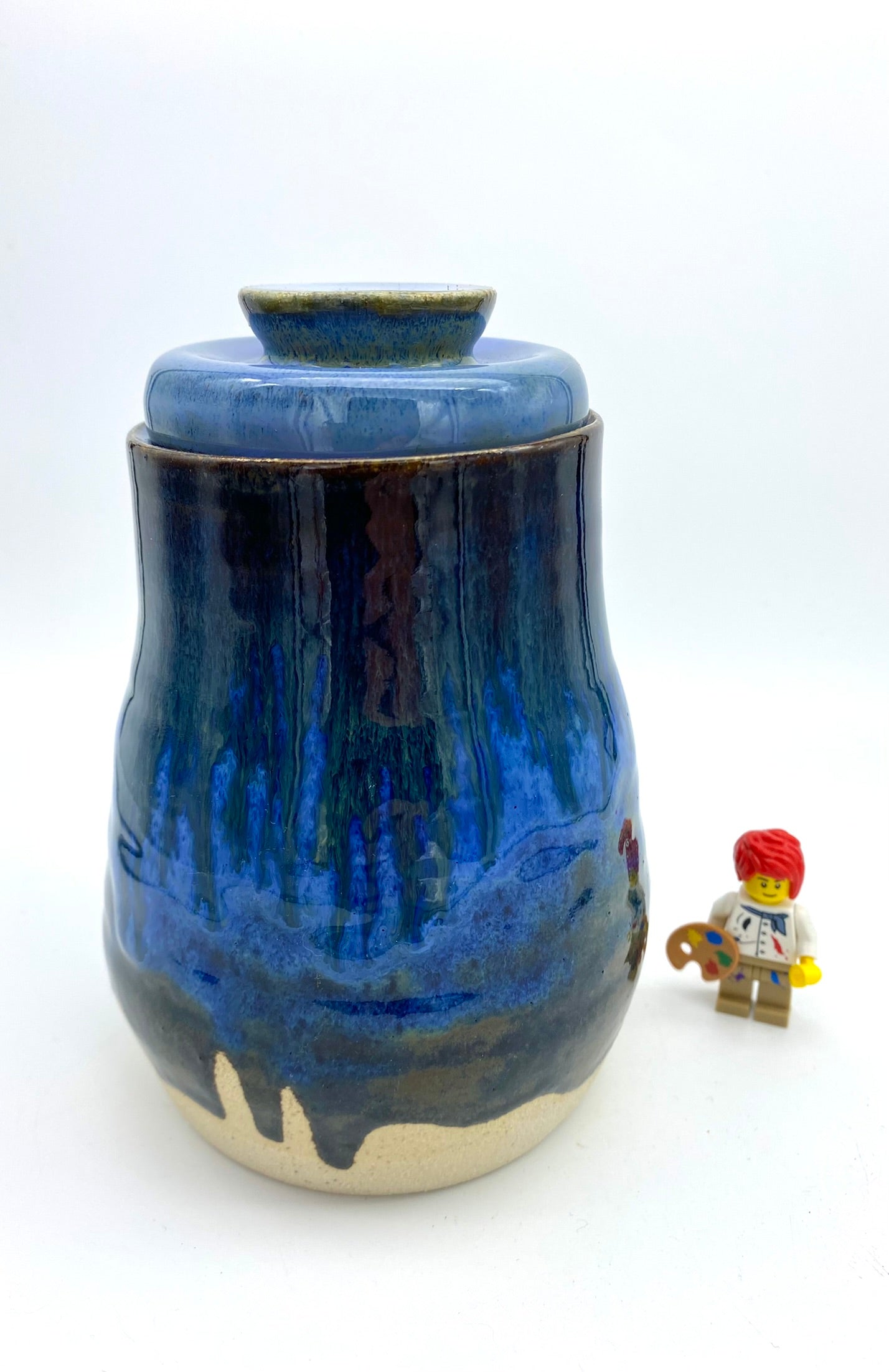 SECOND Lidded pot in blues