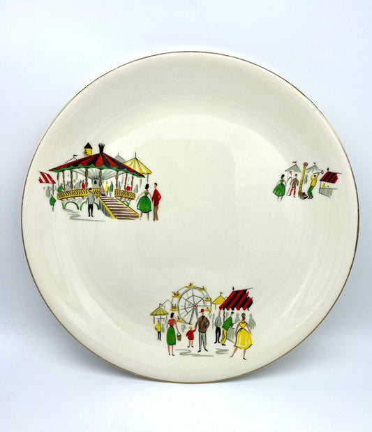 Two dinner plates in Alfred Meakin's 1950s 'Carousel' pattern