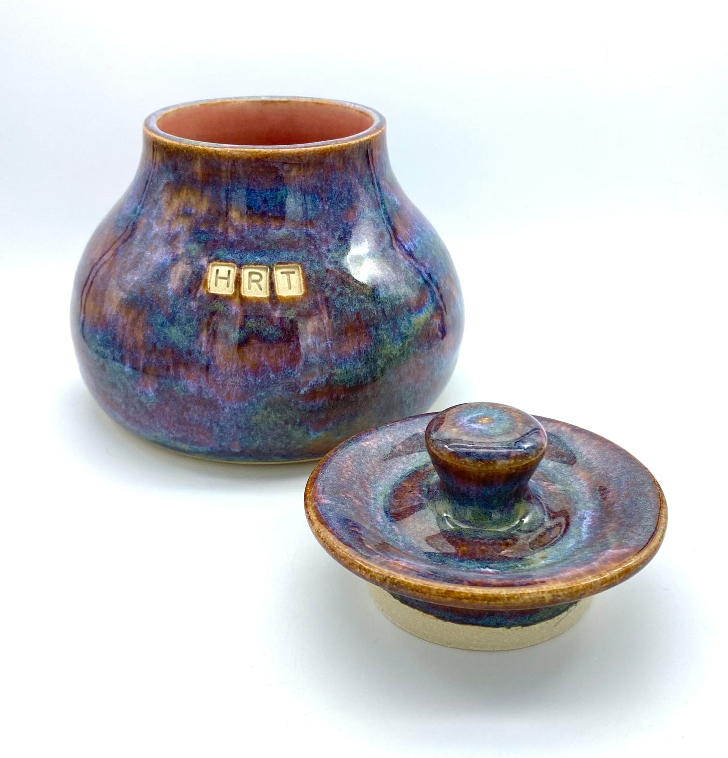 'HRT' lidded pot