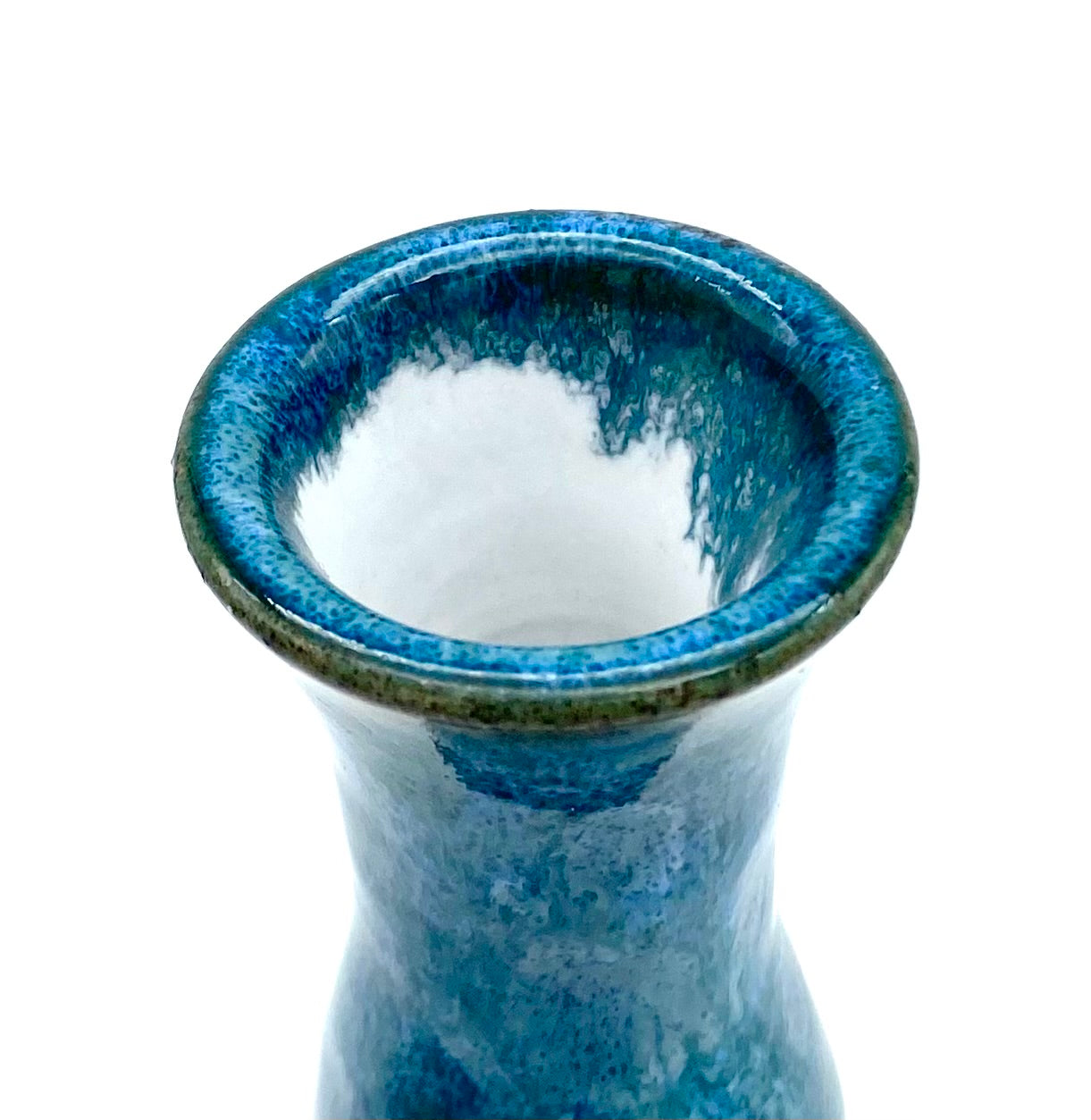 Stem vase in Scandi clay with flowing blues