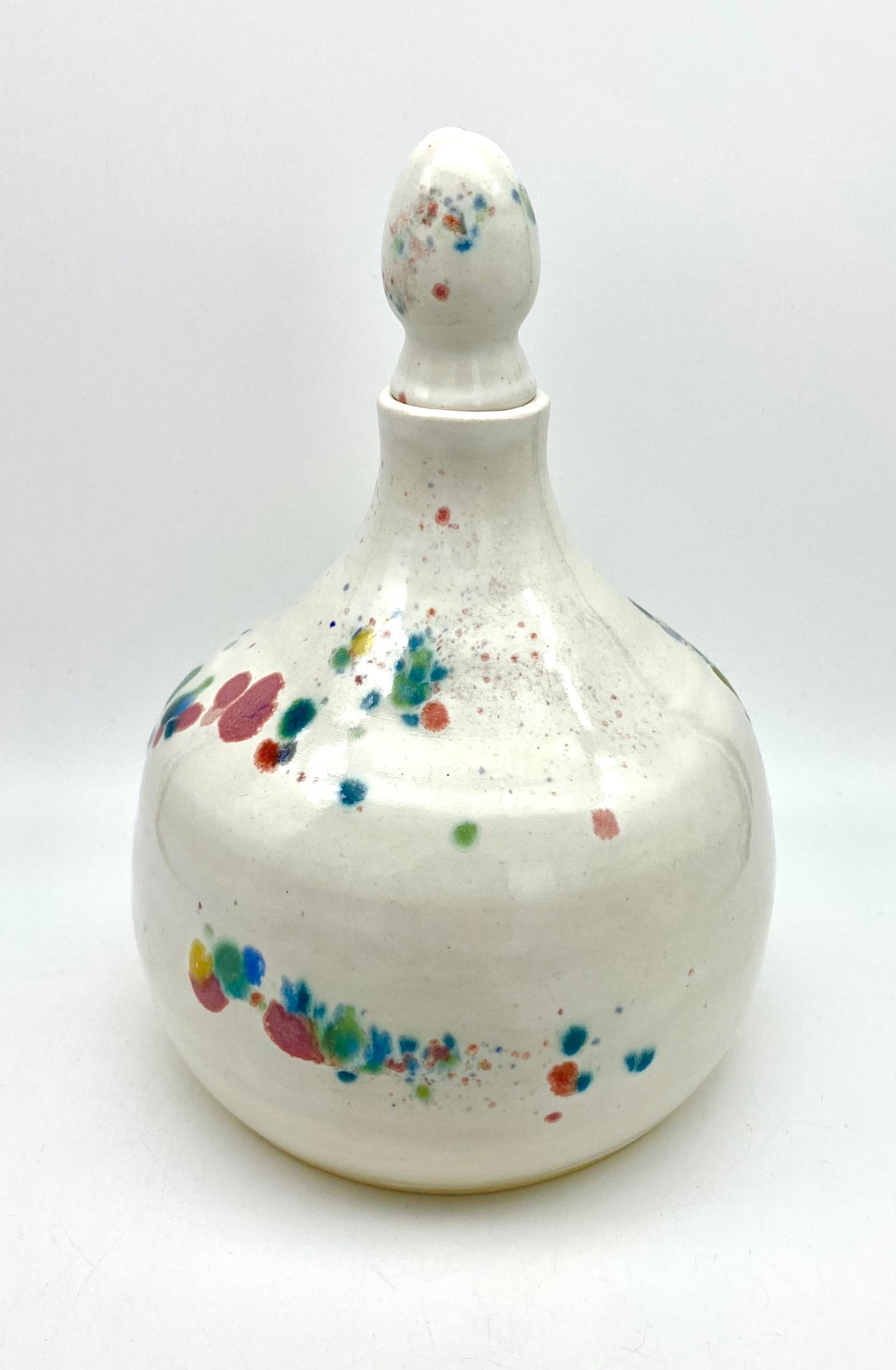 SECOND White decanter with multicolour firework flashes