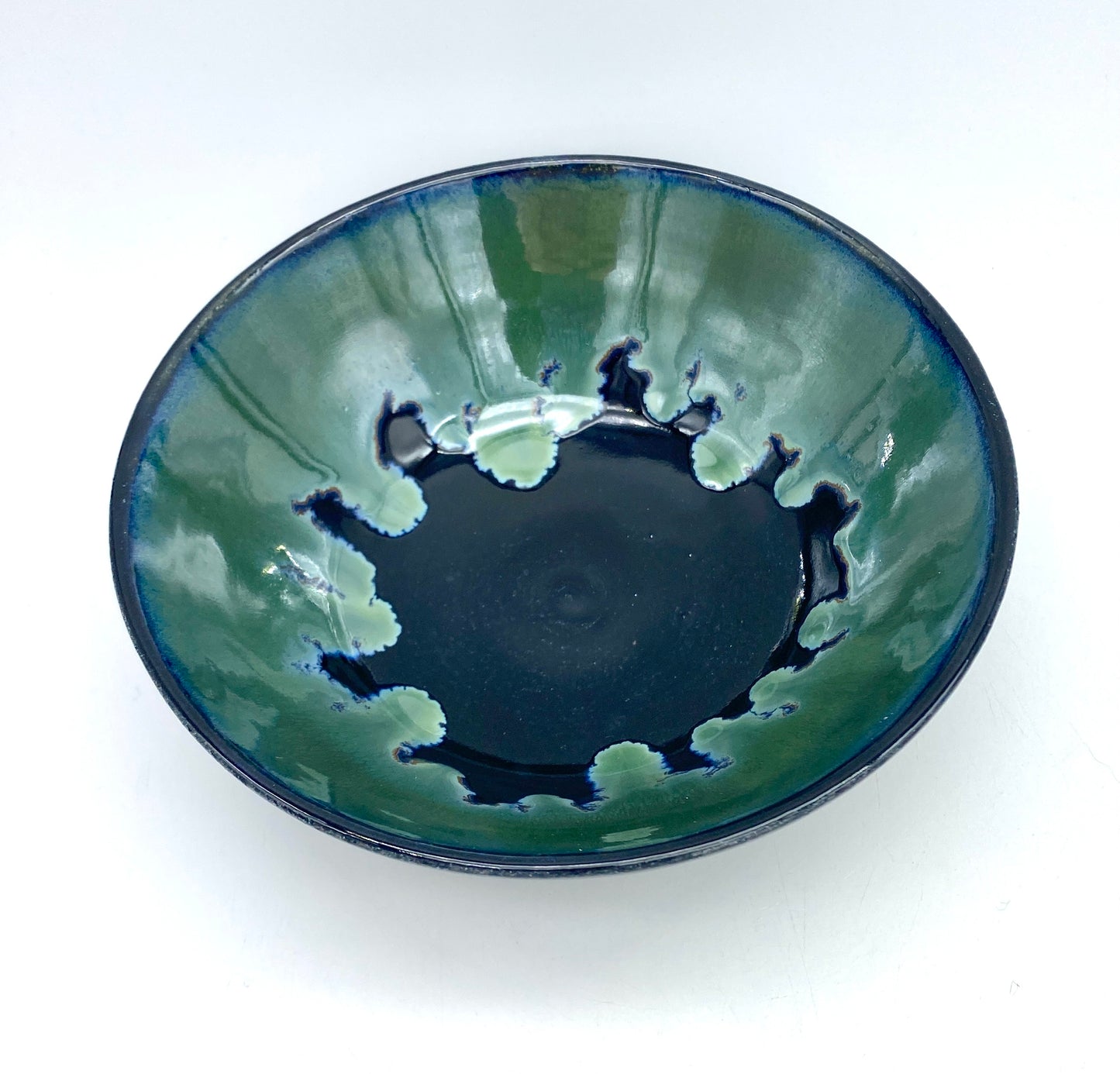 SECOND Dip bowl in glossy blacks and greens