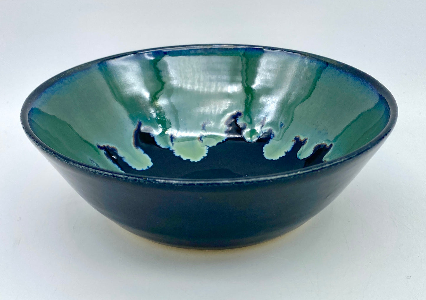 SECOND Dip bowl in glossy blacks and greens