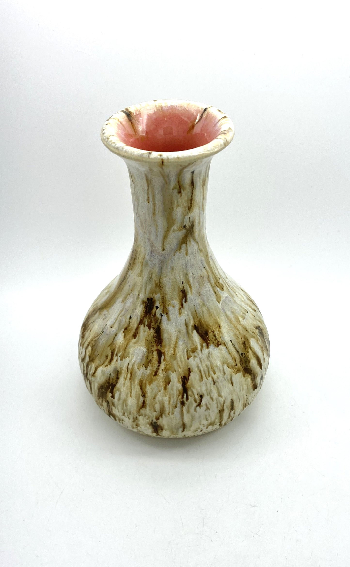 SECOND Medium vase in speckly creams with pink inside