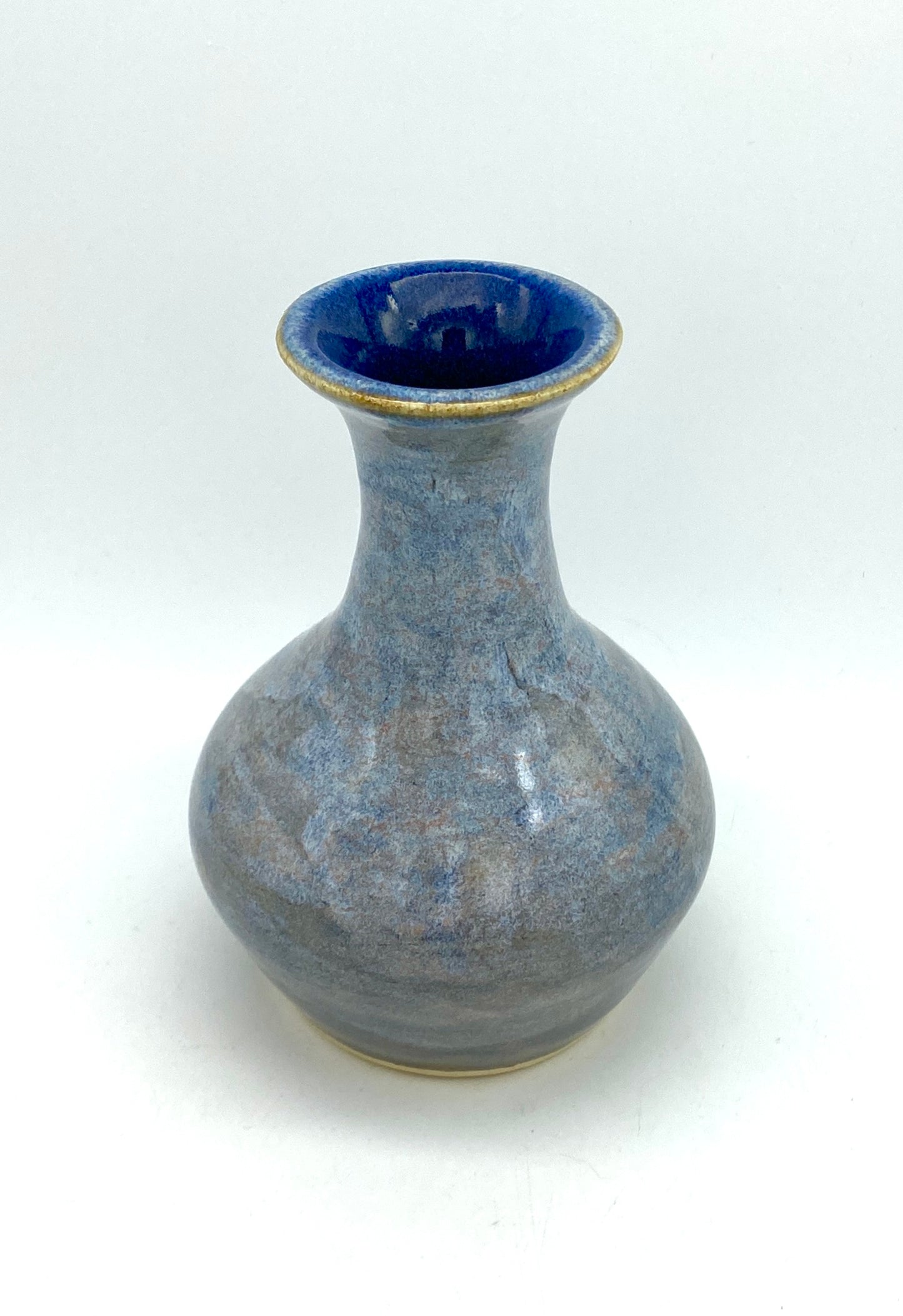 Bud vase in mottled blues