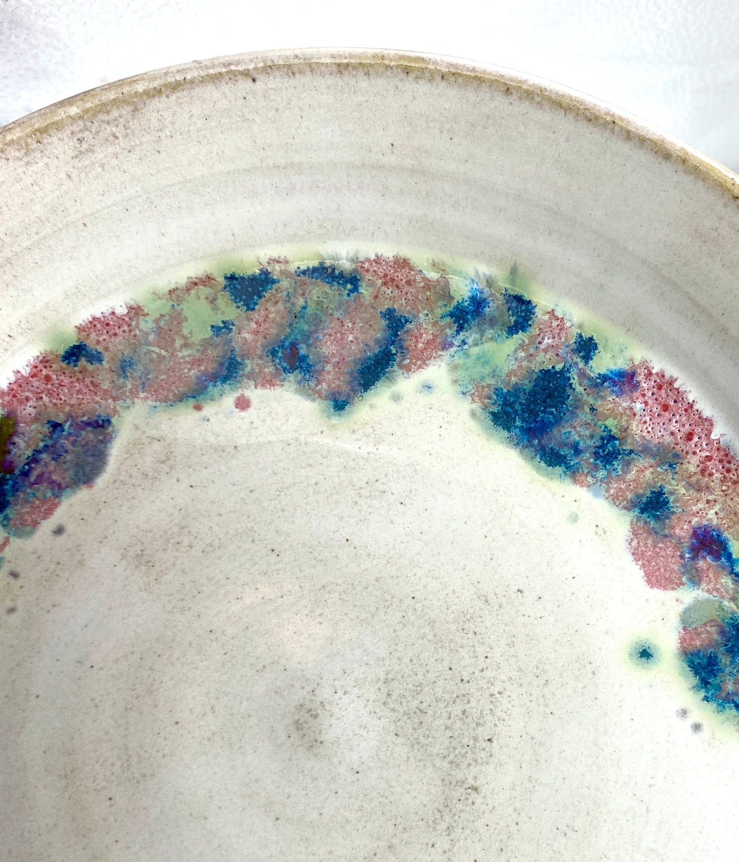 Dinner plate with fireworks glaze burst