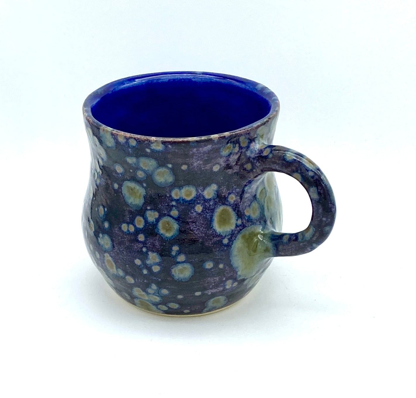 Mug in galaxy blues