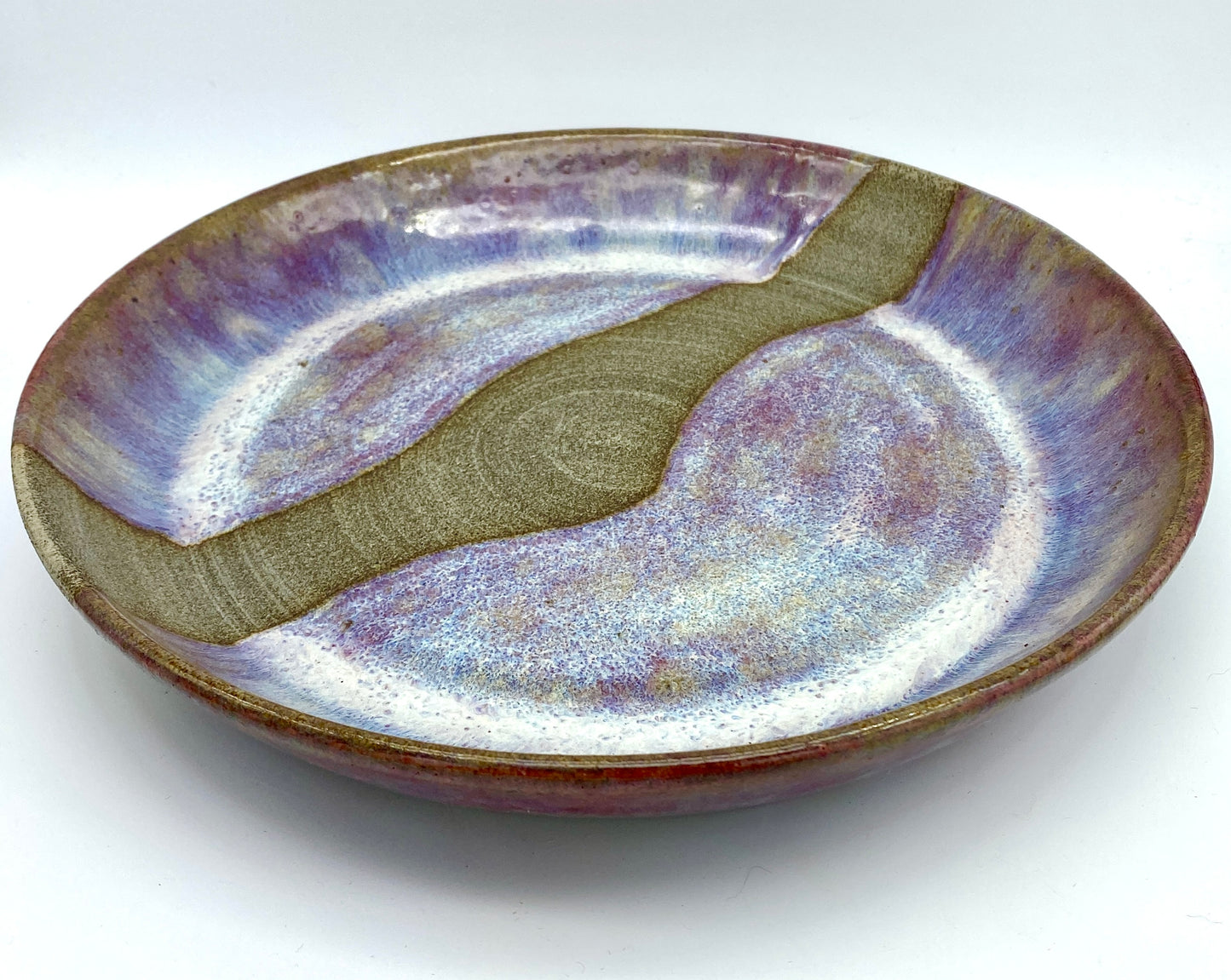 Large dinner plate in Scandi clay with flowing purples