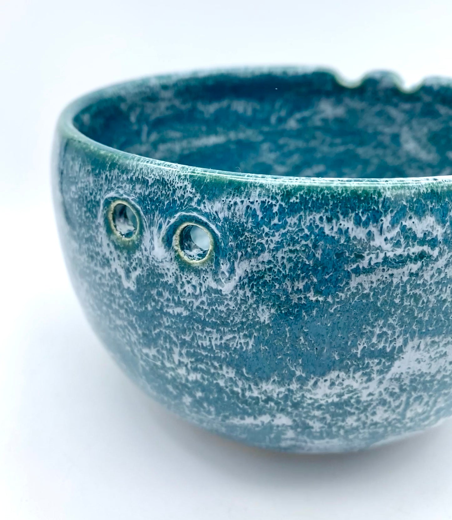 Snowy turquoise chopstick bowl