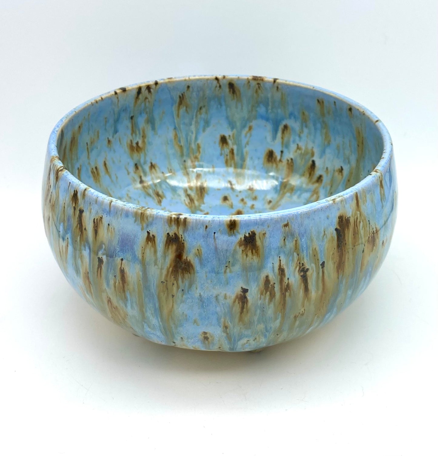 Bowl in flowing blues