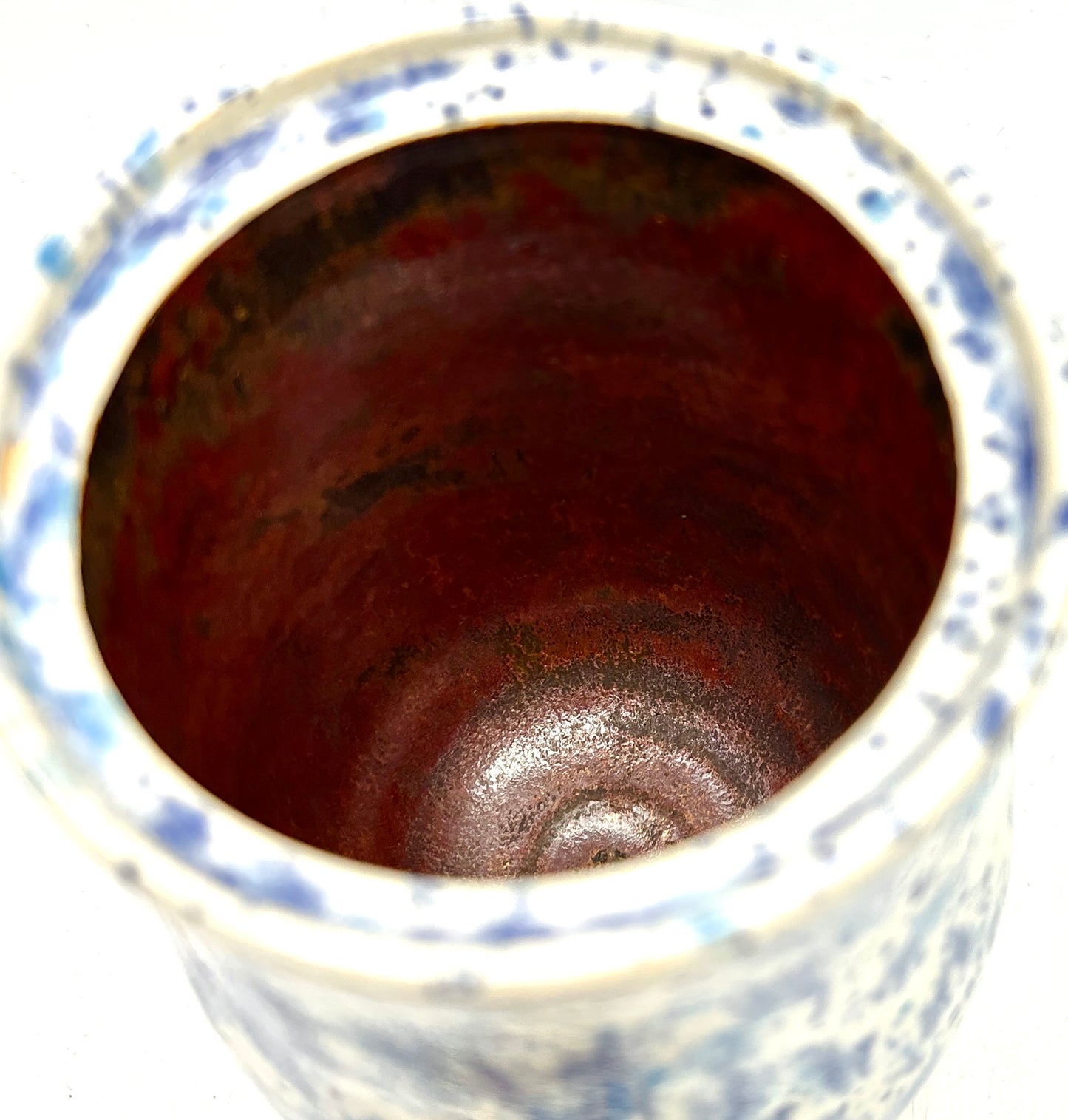 Small 'drugs' lidded jar in speckled blues