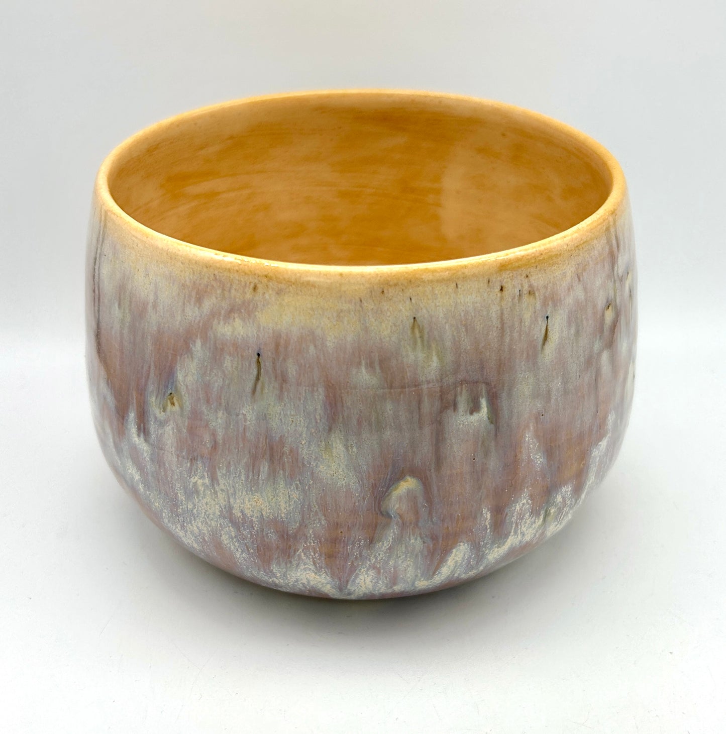 Generous cereal or salad bowl in creamy yellows and pinks