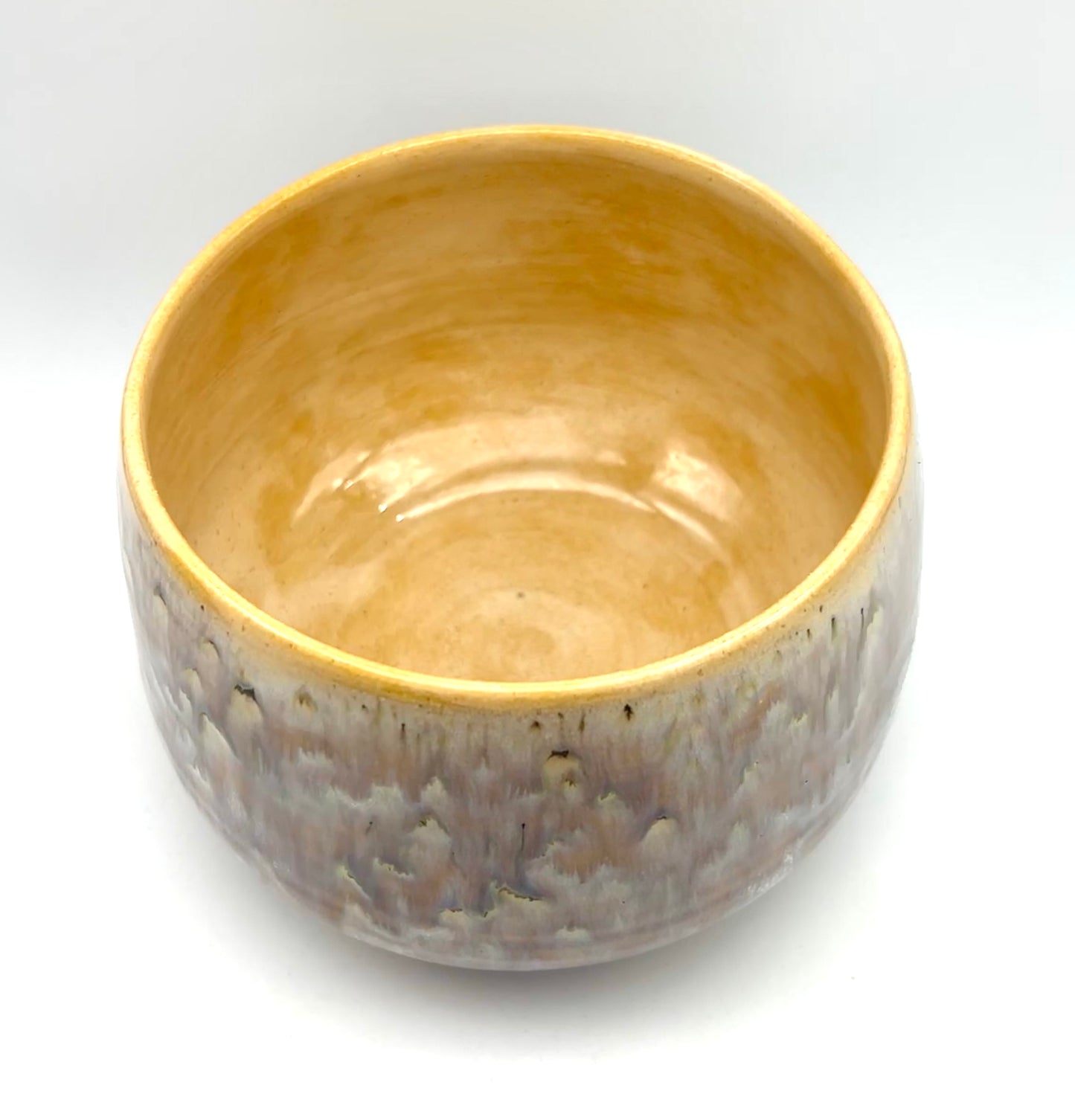 Generous cereal or salad bowl in creamy yellows and pinks