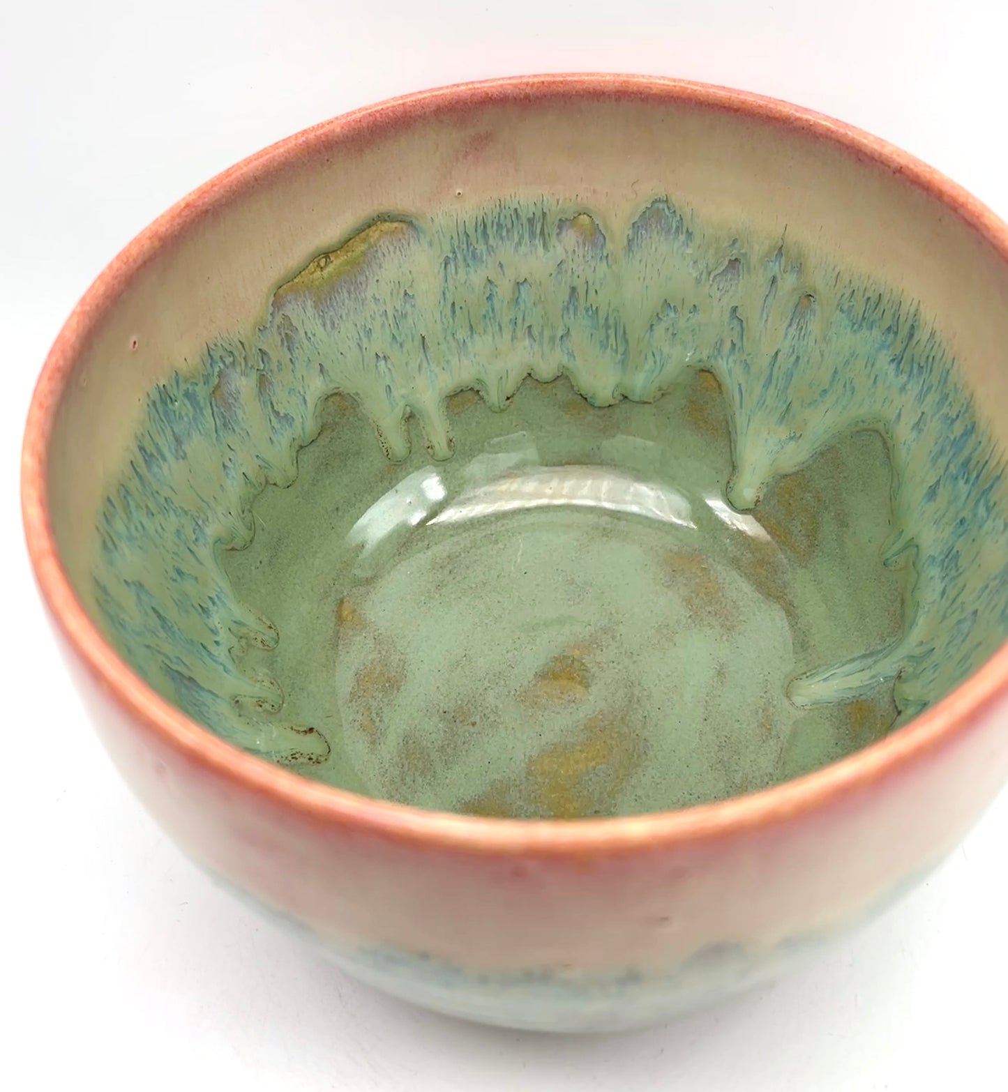 SECOND Bowl in melting pinks and greens