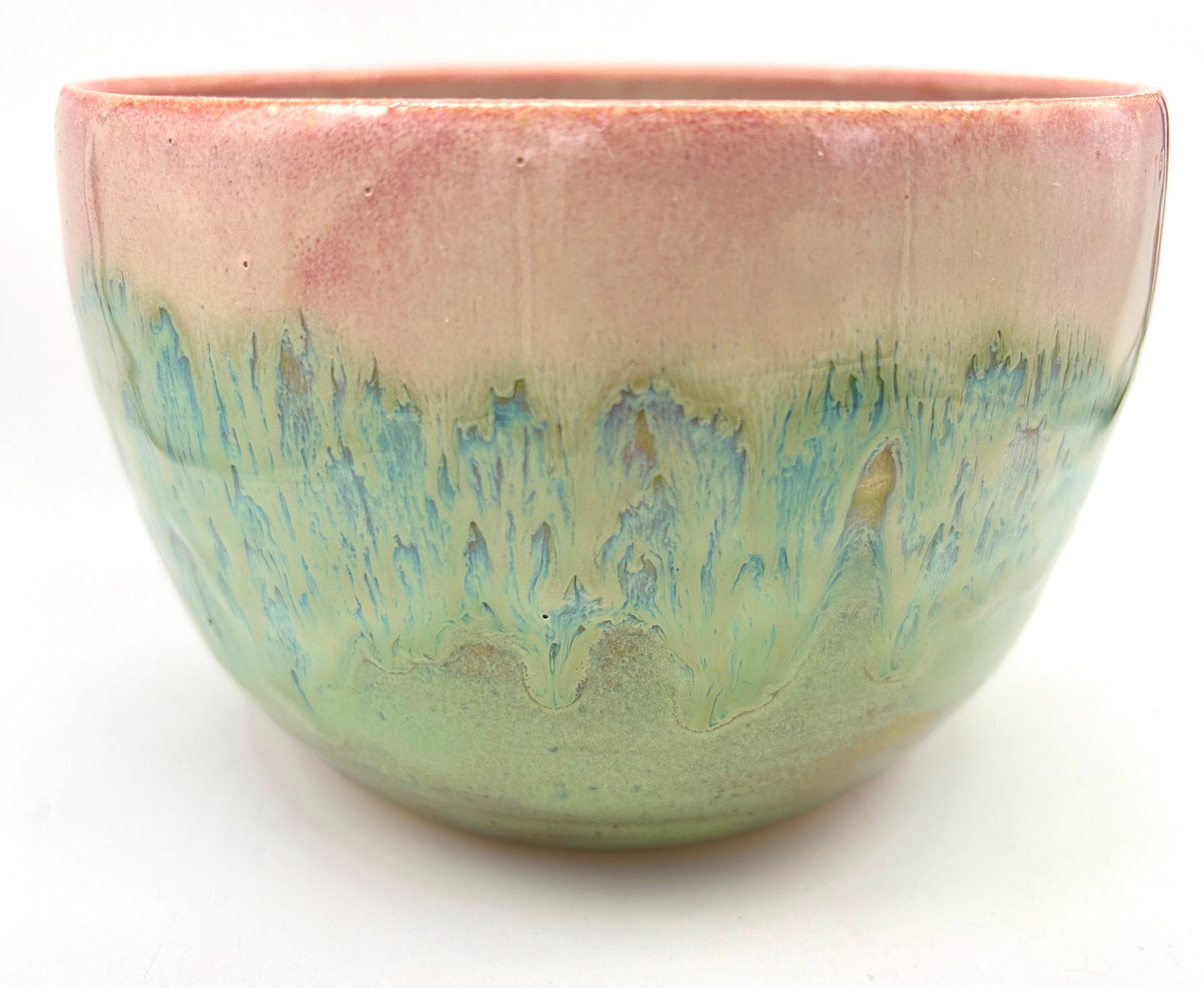 SECOND Bowl in melting pinks and greens