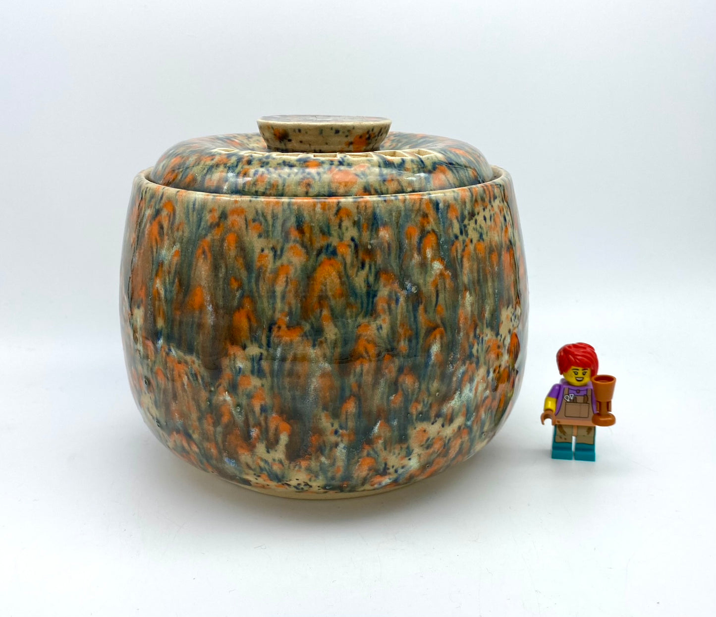 'Arsenic' plump lidded pot - for tea, coffee, toiletries or just as a talking point