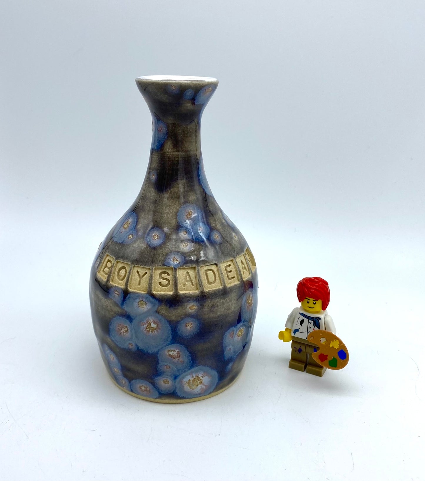 'Boysadear' vase