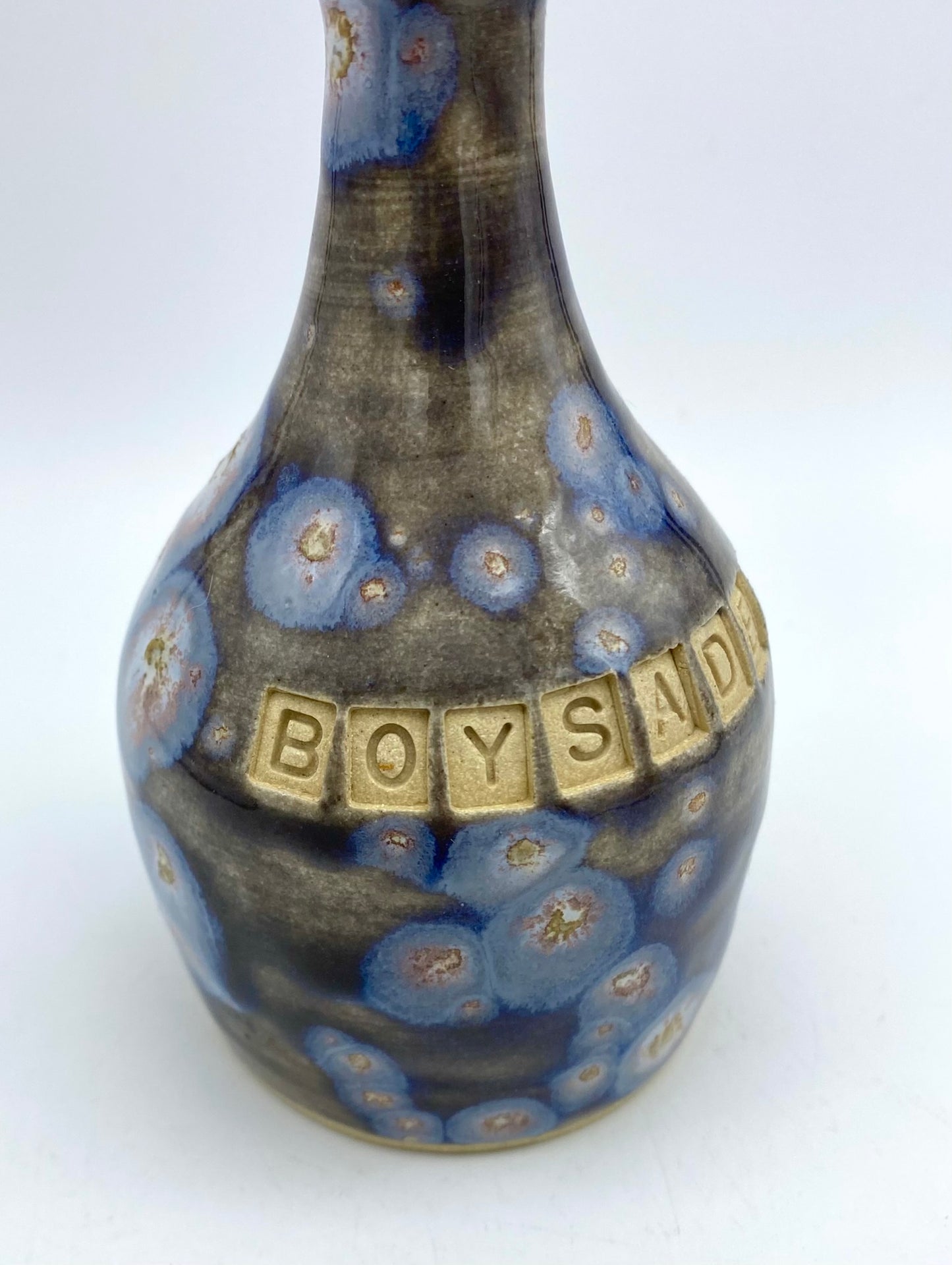 'Boysadear' vase