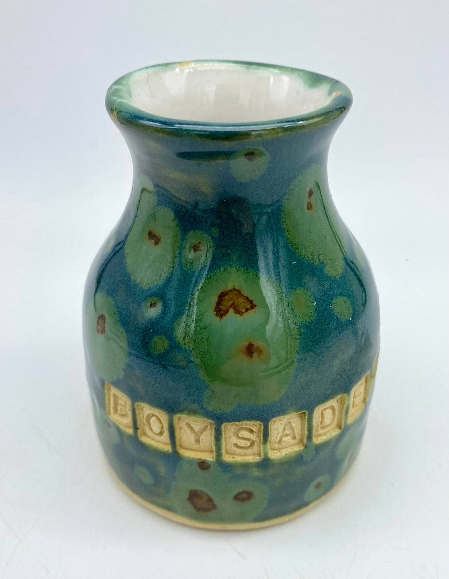 Little green 'boysdear' vase